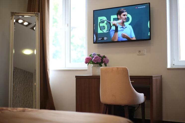 Central Luxury Rooms Omiš Exterior foto